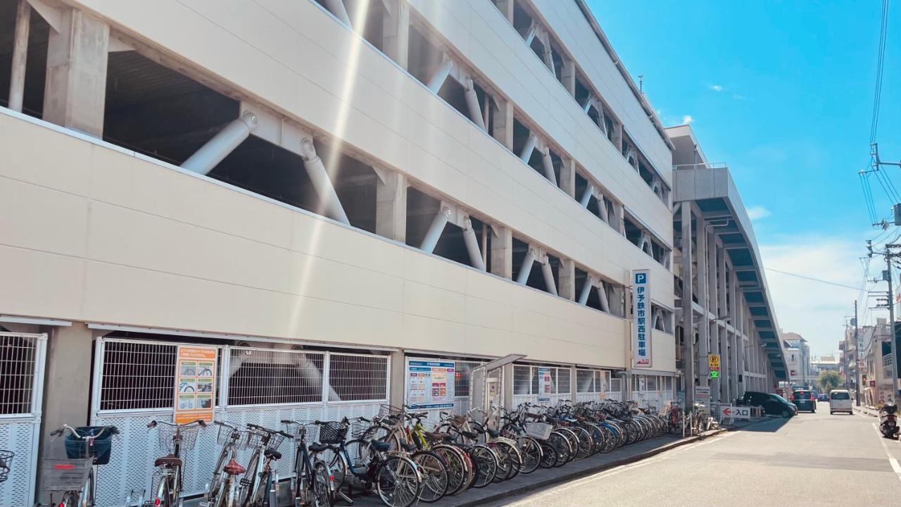 Ref Matsuyama City Station By Vessel Hotels Ngoại thất bức ảnh